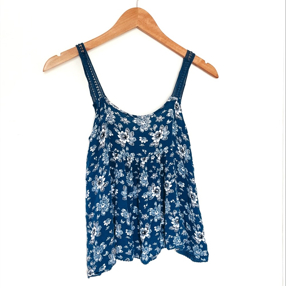 Aeropostale Floral Tank